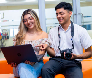 Estudiantes de la oferta académica USAM